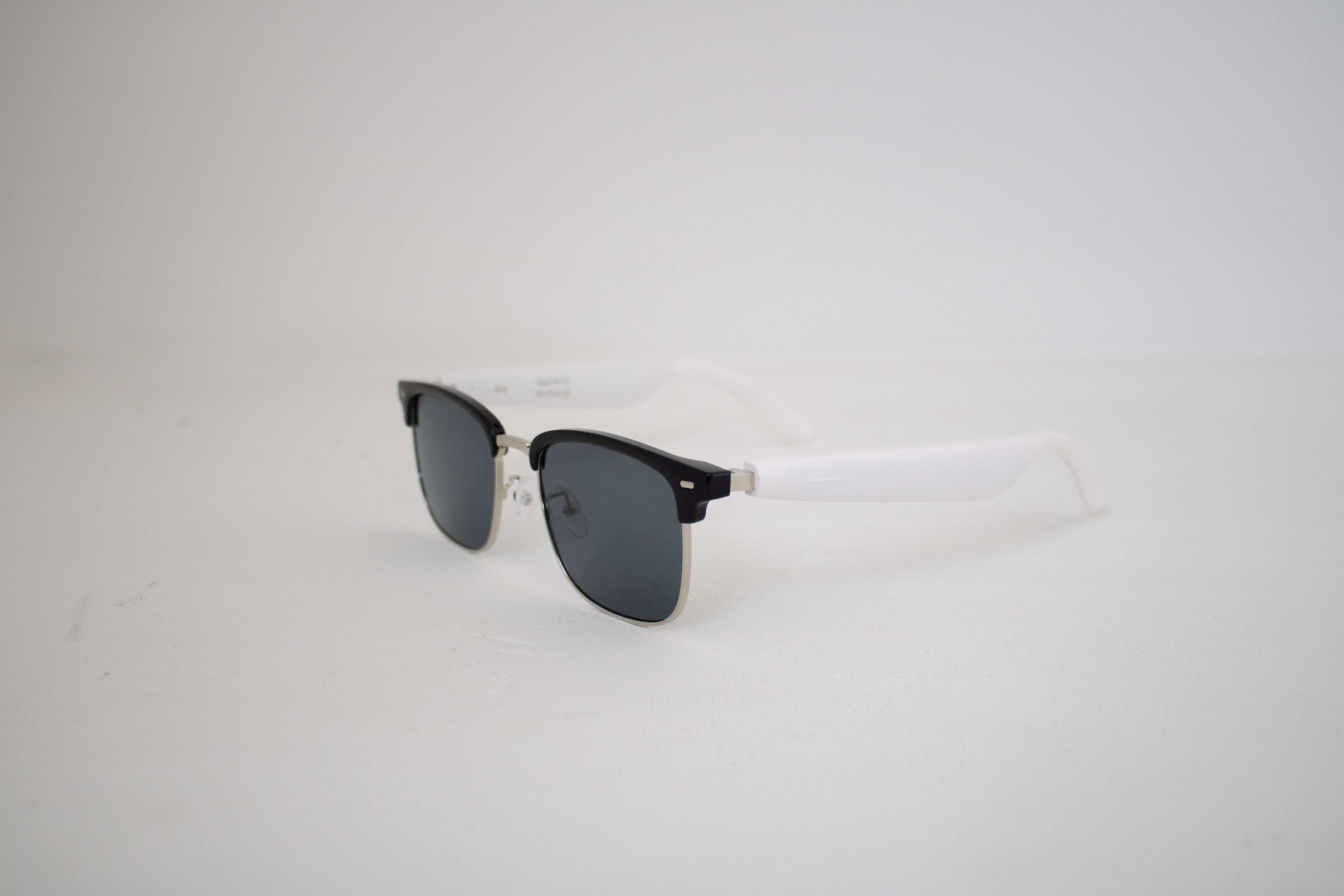 VALDUS SMARTH GLASSES