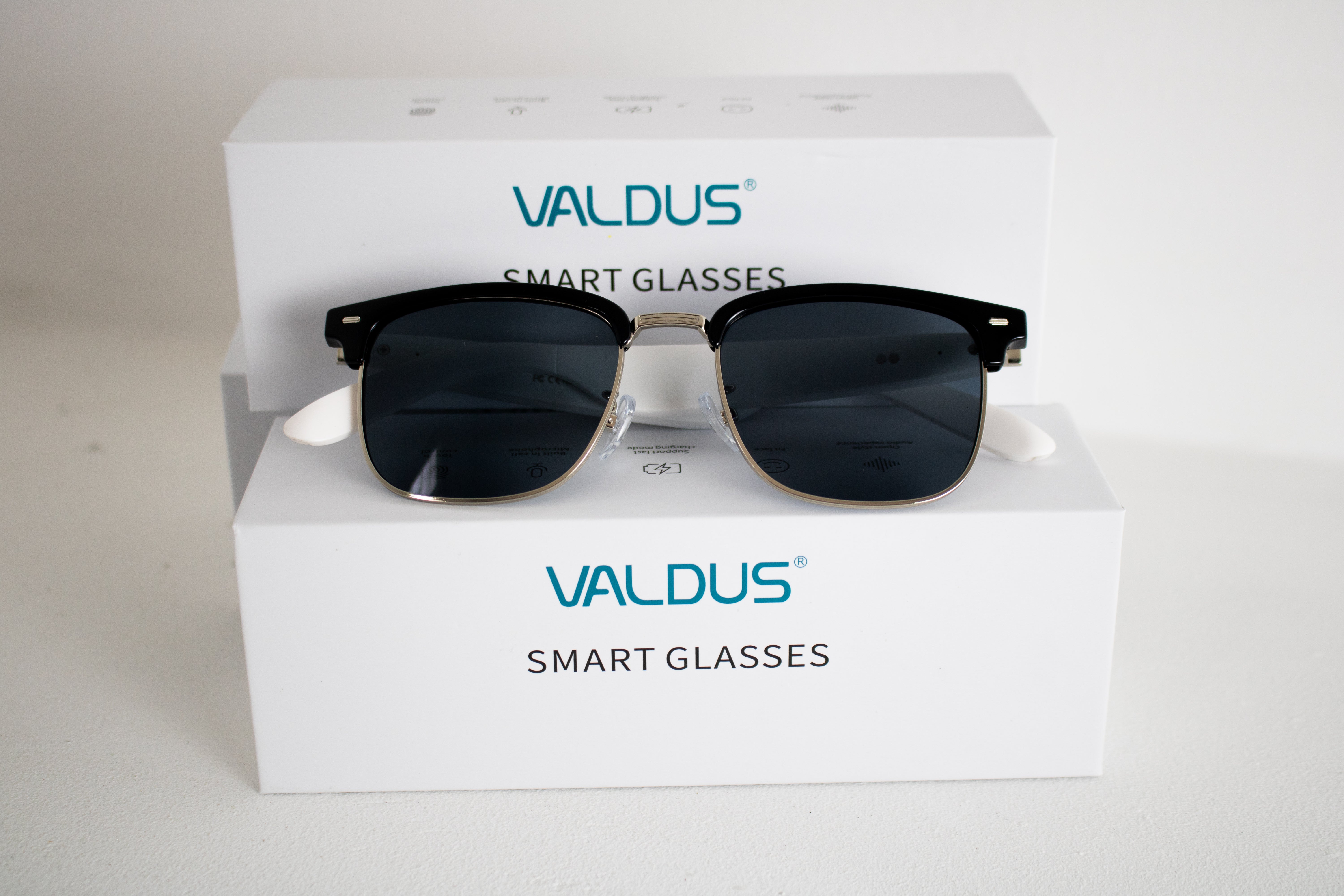 VALDUS SMARTH GLASSES